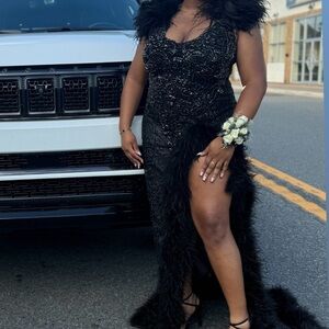 Elegant Black Feathered Prom Gown